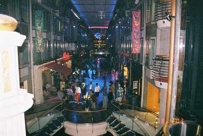 The Royal Promenade is a 7 deck high street of shops and bars. The inside staterooms have views over it and there are glass lifts to watch the goings on